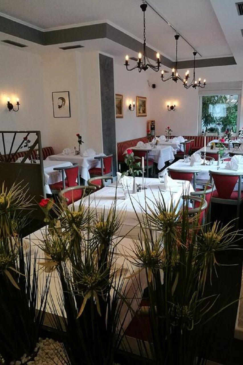 Hotel Apartments Restaurant Cala Luna Marburg Zewnętrze zdjęcie