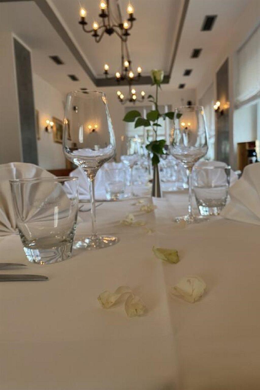 Hotel Apartments Restaurant Cala Luna Marburg Zewnętrze zdjęcie
