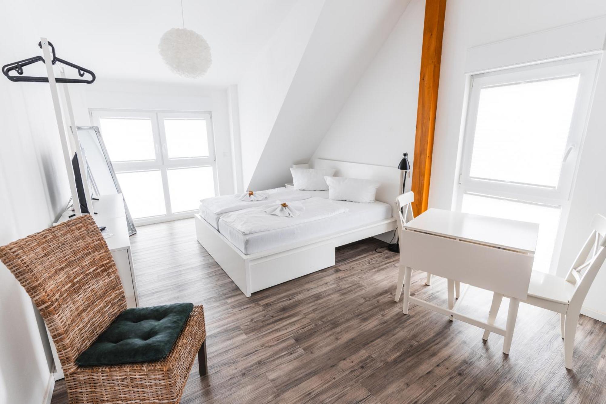 Hotel Apartments Restaurant Cala Luna Marburg Zewnętrze zdjęcie